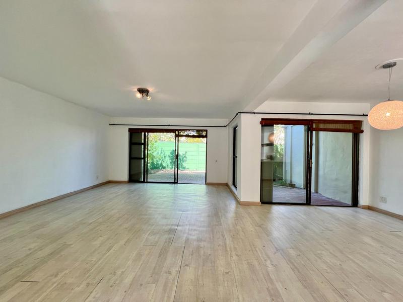 3 Bedroom Property for Sale in Beach Estate Western Cape
